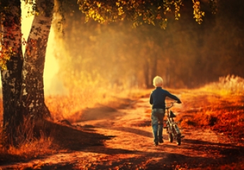 【three.js】three.js中立方体的三个位置坐标点和相机的默认位置是什么意思?