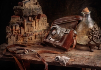 React组件的props里属性是怎么注入进去的?